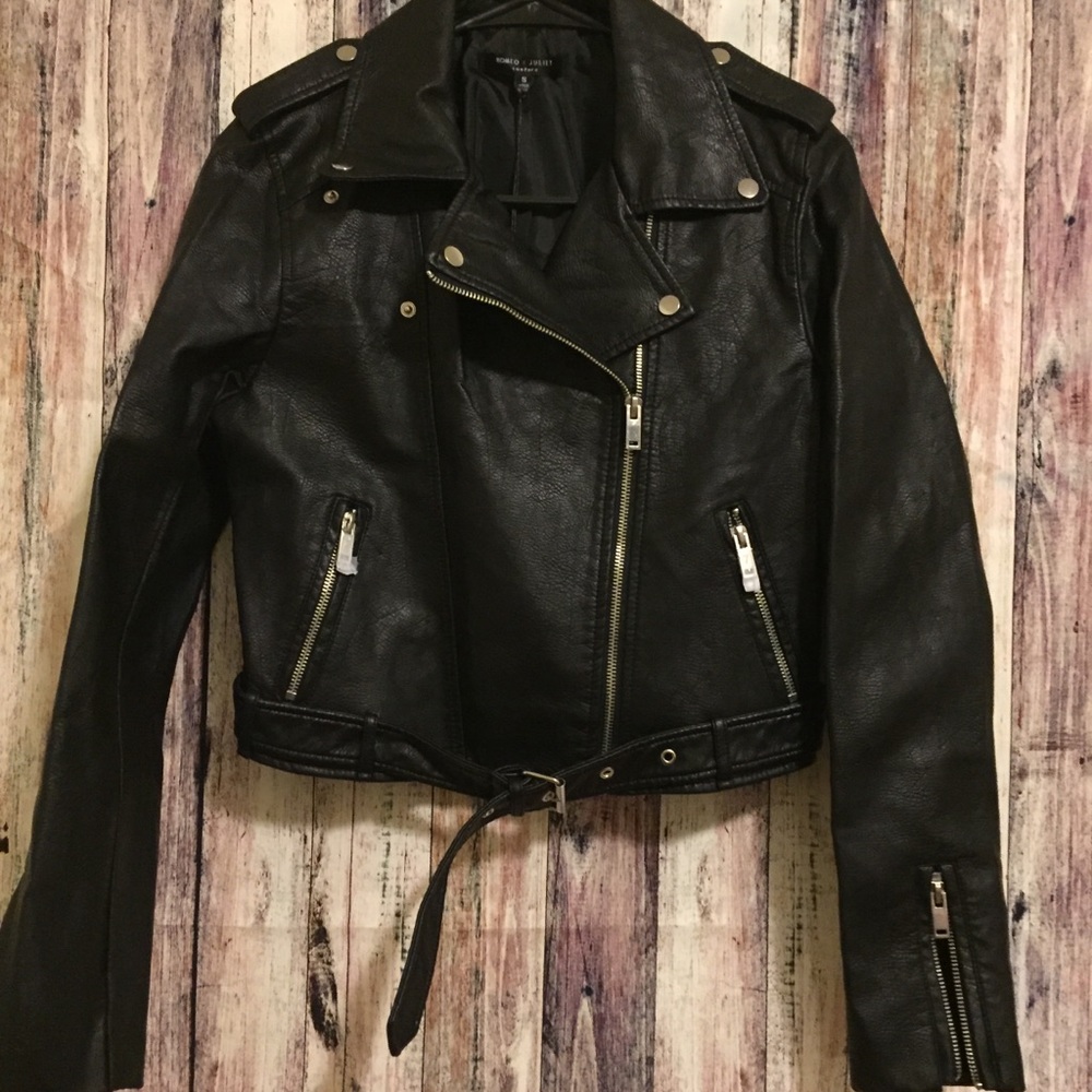 Final $$ drop!! NWT faux leather moto style jacket